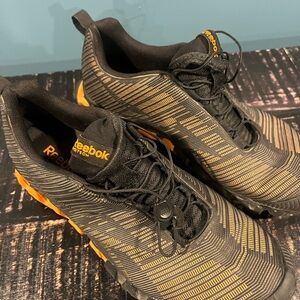 Reebok Men's Black and Gold Athletic Shoes